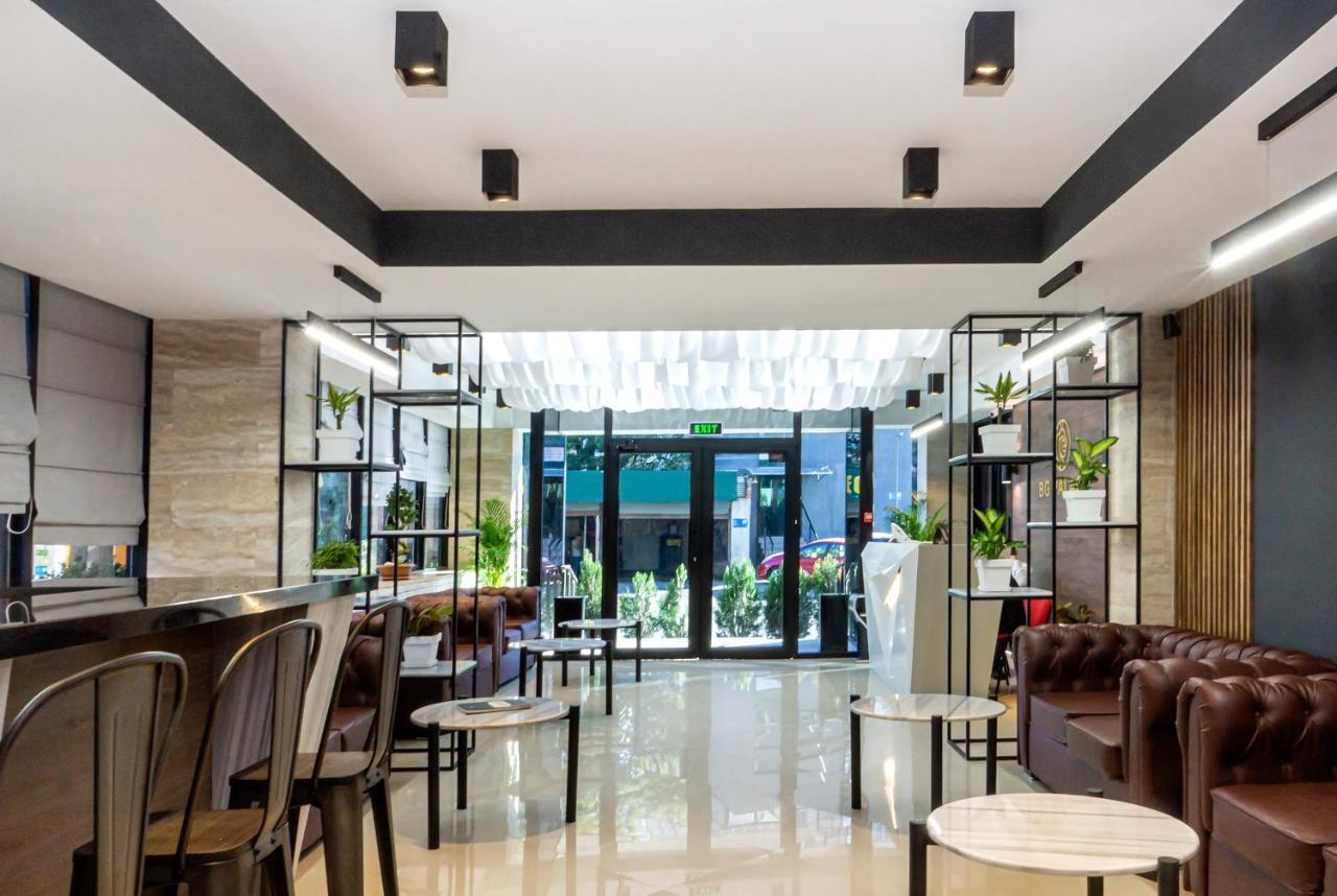 Bg Palace Hotel Тбілісі Екстер'єр фото