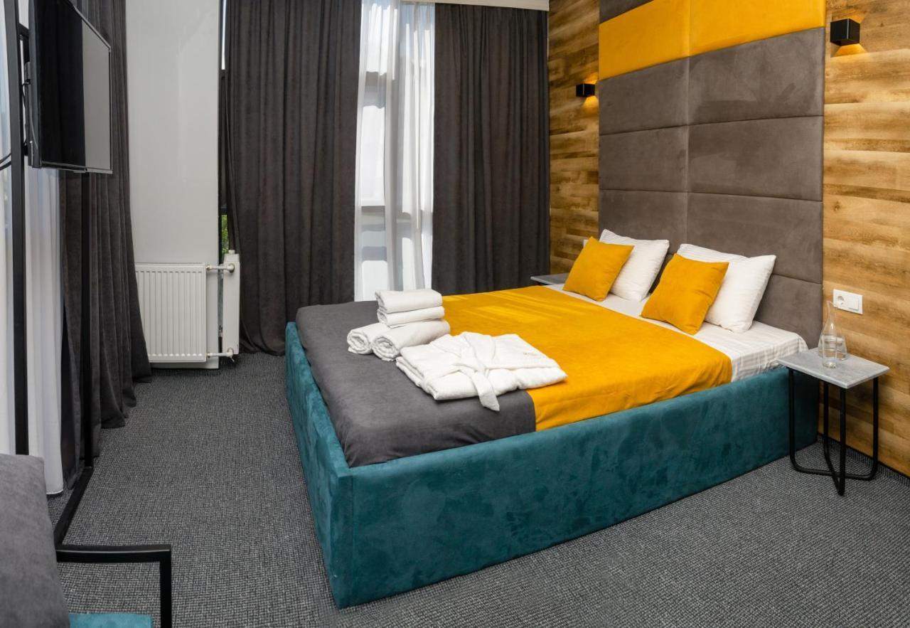Bg Palace Hotel Тбілісі Екстер'єр фото